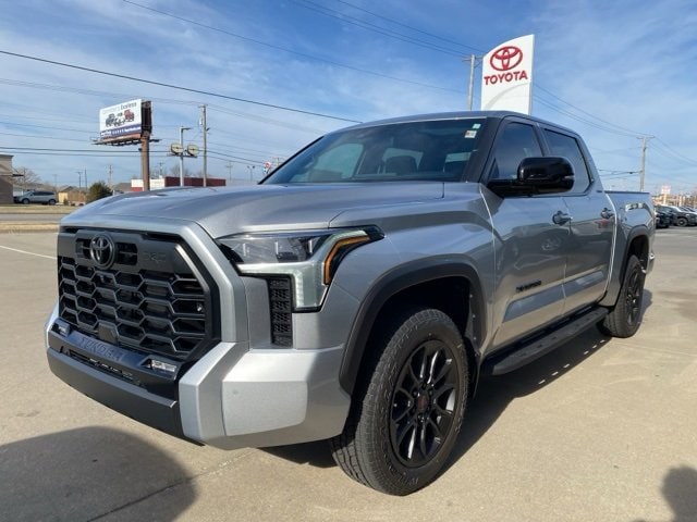 2026 Toyota Tundra Limited's photo