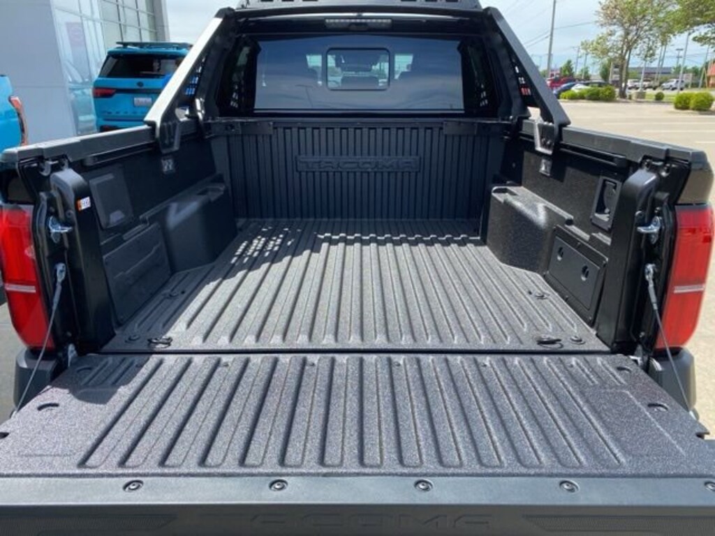 New 2026 Toyota Tacoma i-FORCE MAX Trailhunter 4X4 DOUBLE CAB HV