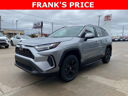 2025 Toyota RAV4 XLE XLE AWD SUV