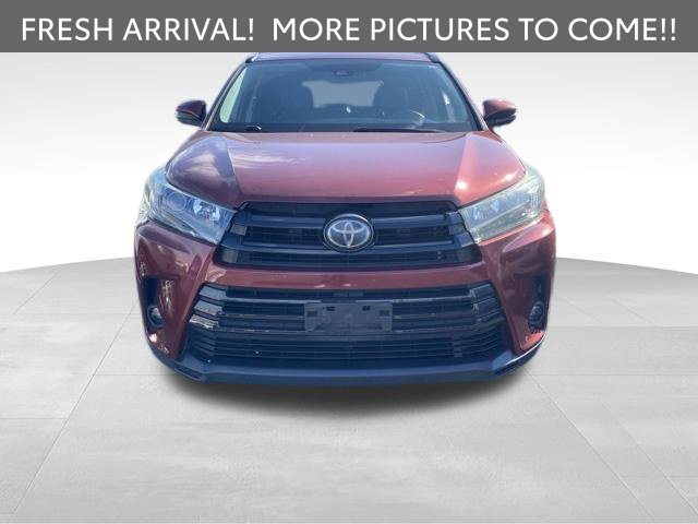 Used 2019 Toyota Highlander SE SUV