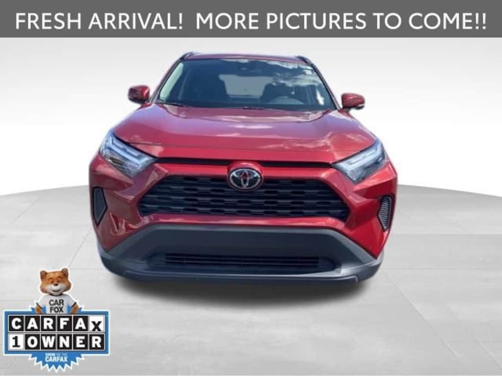 Used 2025 Toyota RAV4 XLE SUV