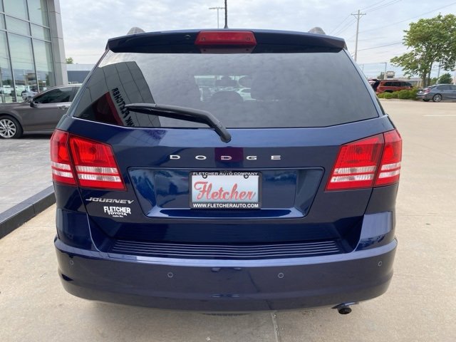 2020 Dodge Journey SE photo 2