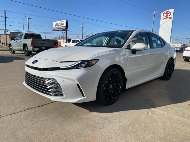 2026 Toyota Camry XLE's photo