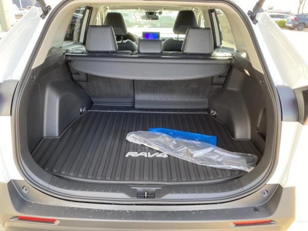 New 2025 Toyota RAV4 XLE Premium XLE PREM AWD SUV