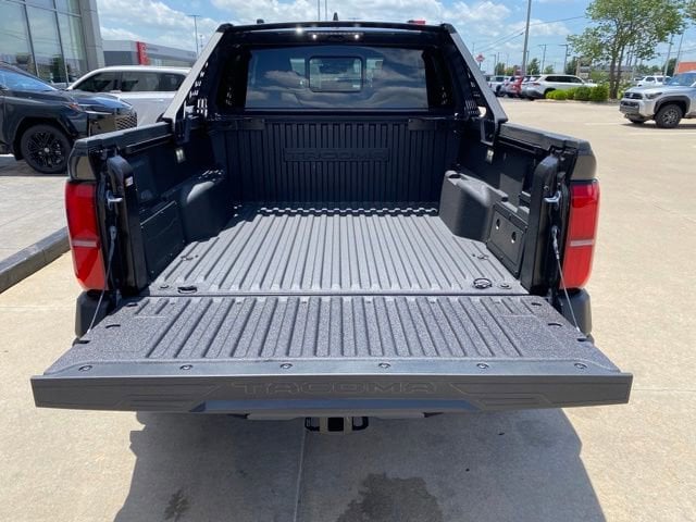 2026 Toyota Tacoma Trailhunter - Photo 4