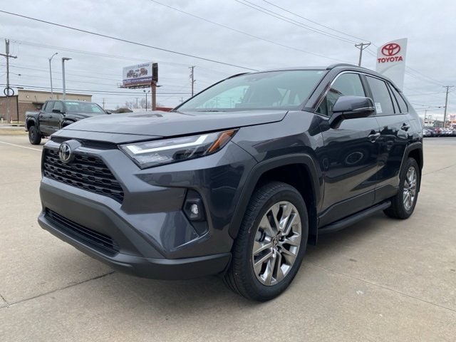 2025 Toyota RAV4 XLE Premium's photo