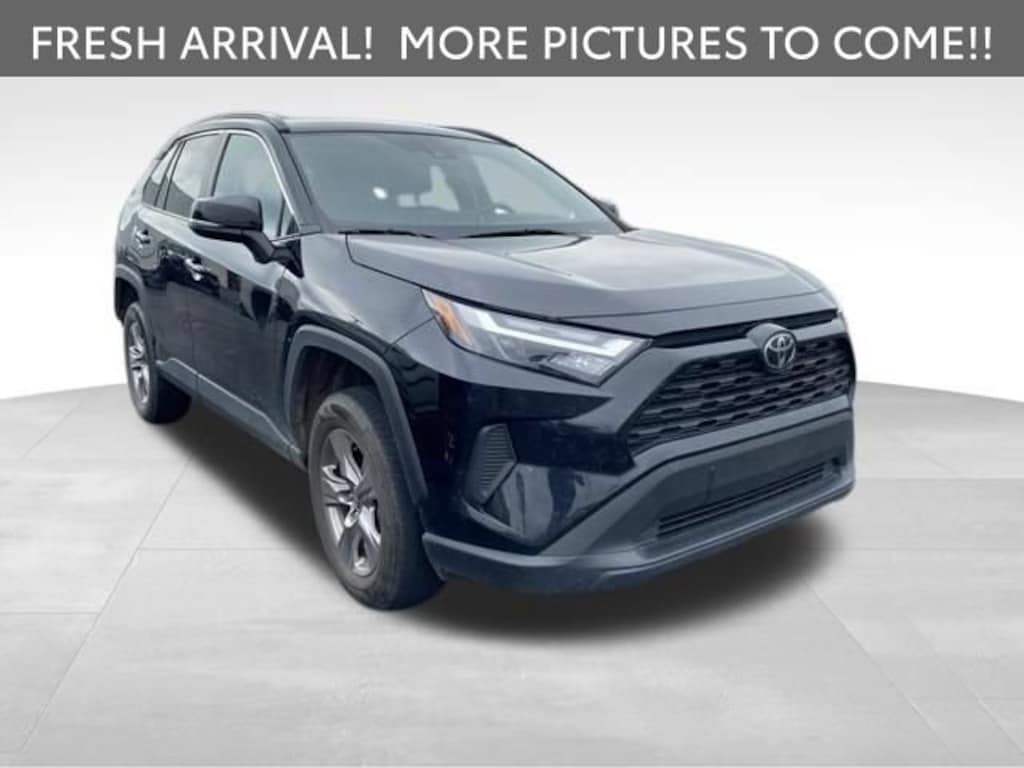 Used 2024 Toyota RAV4 XLE SUV