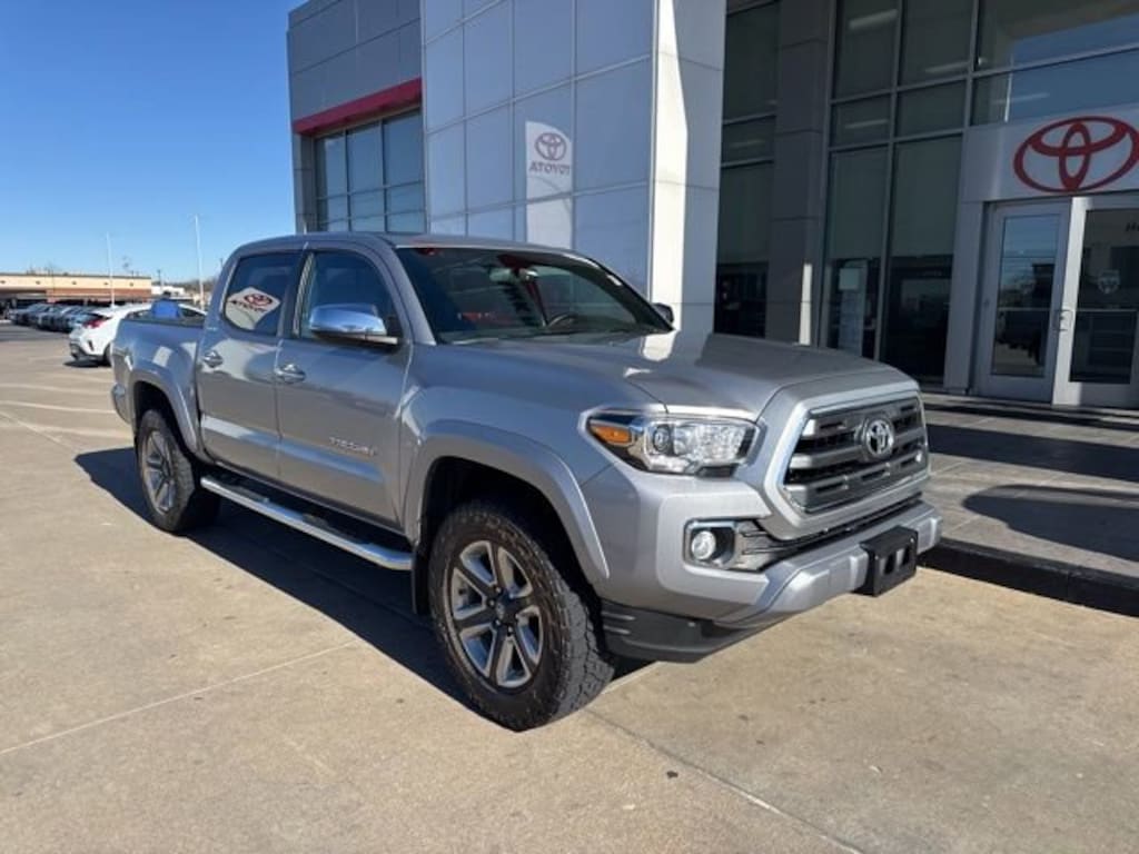 Used 2017 Toyota Tacoma Limited Truck Double Cab