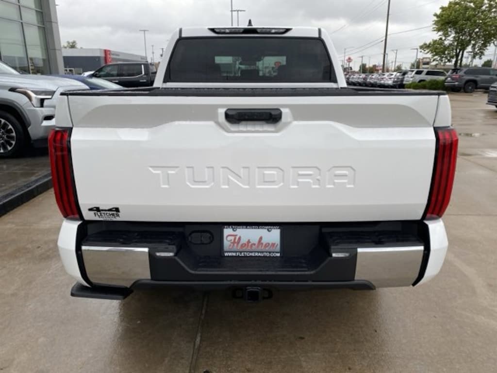 New 2026 Toyota Tundra SR5 SR5 CREWMAX 5.5