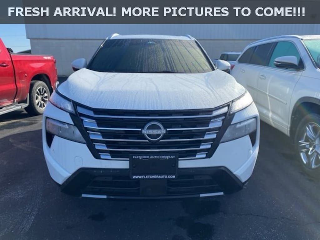 Used 2024 Nissan Rogue Platinum SUV