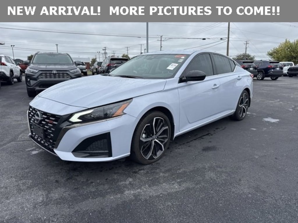 Used 2024 Nissan Altima 2.5 SR Sedan