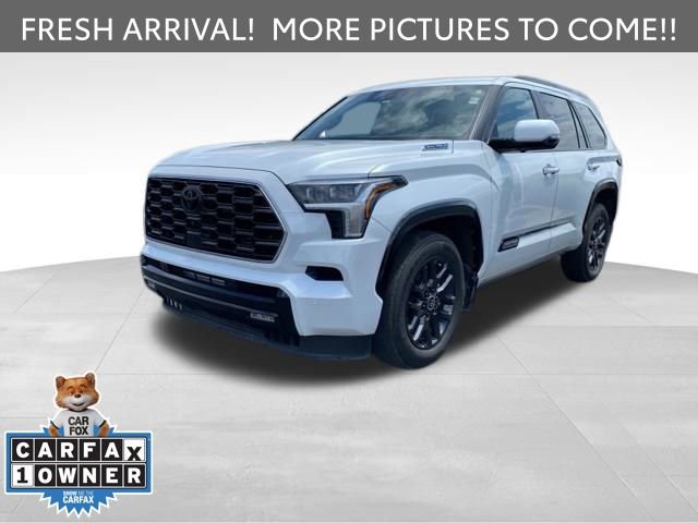 2024 Toyota Sequoia Platinum 4WD i-FORCE MAX Hybrid's photo