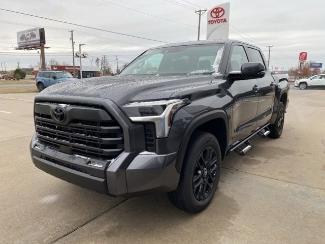 2026 Toyota Tundra SR5's photo