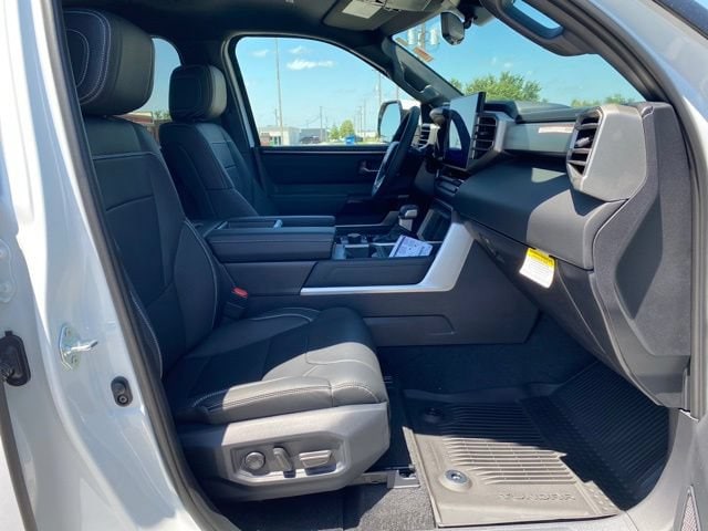 2026 Toyota Tundra Limited - Photo 17