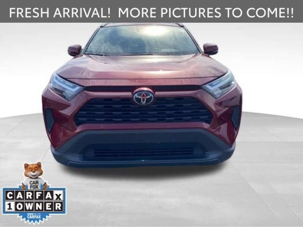 Used 2025 Toyota RAV4 XLE SUV