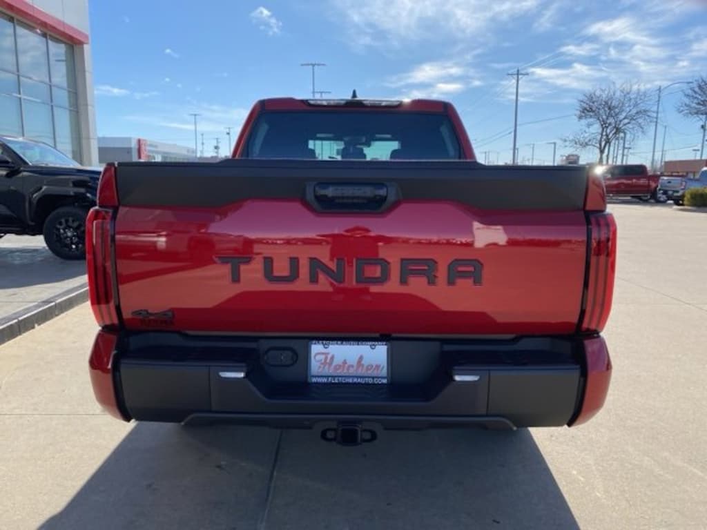 New 2026 Toyota Tundra SR5 SR5 CREWMAX 5.5