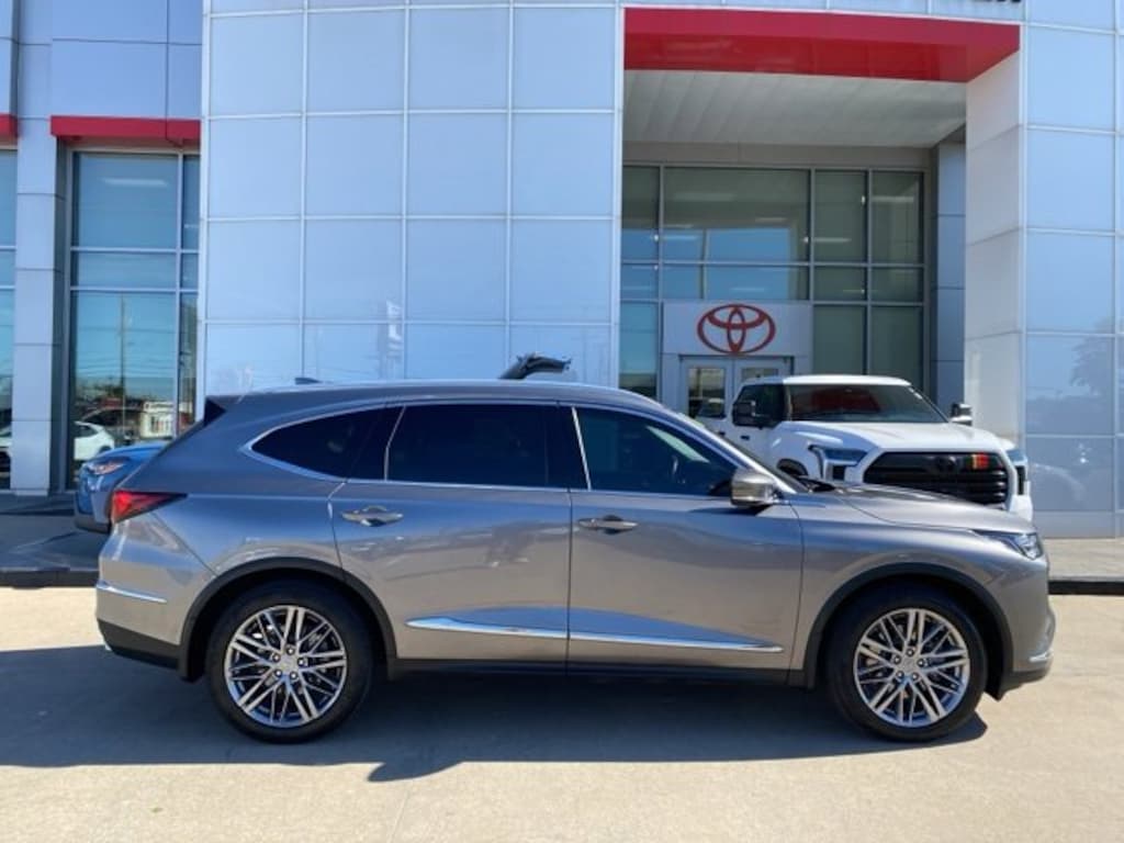 Used 2022 Acura MDX Advance SUV
