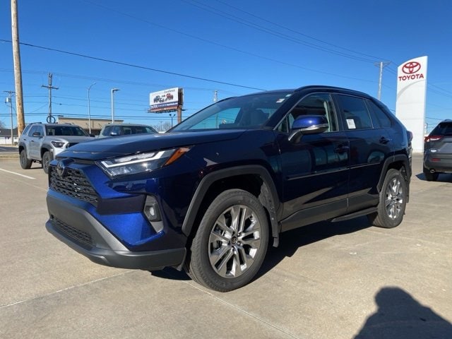 2025 Toyota RAV4 XLE Premium's photo