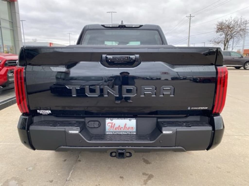 New 2026 Toyota Tundra i-FORCE MAX Limited LIMITED CREWMAX 5.5