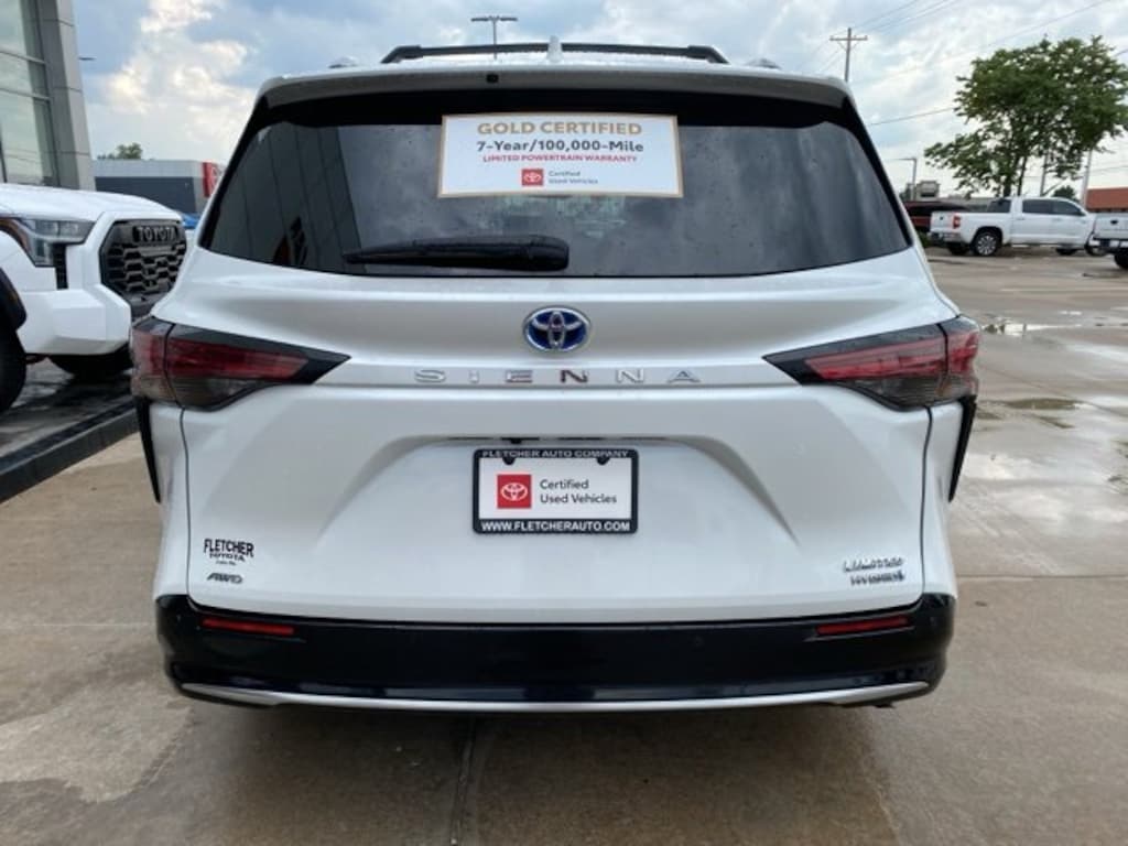 Certified 2022 Toyota Sienna Limited Van Passenger Van