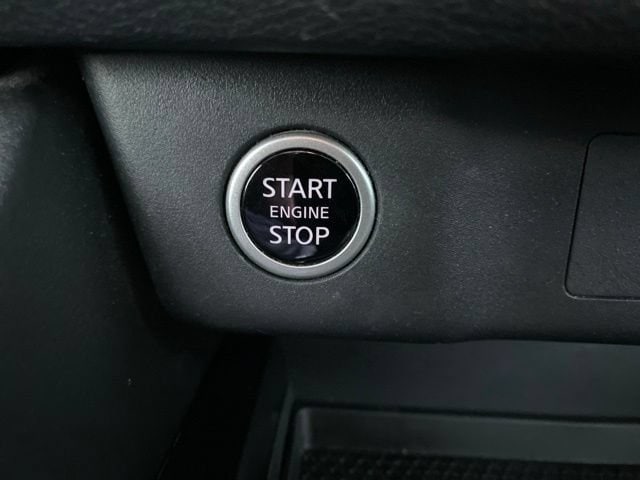 2023 Nissan Rogue SV - Photo 12