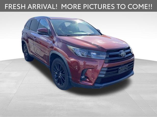 Used 2019 Toyota Highlander SE SUV