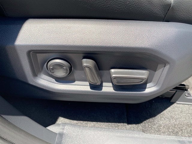 2026 Toyota Tundra Limited - Photo 18