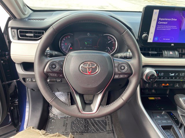 2024 Toyota RAV4 XLE Premium - Photo 7