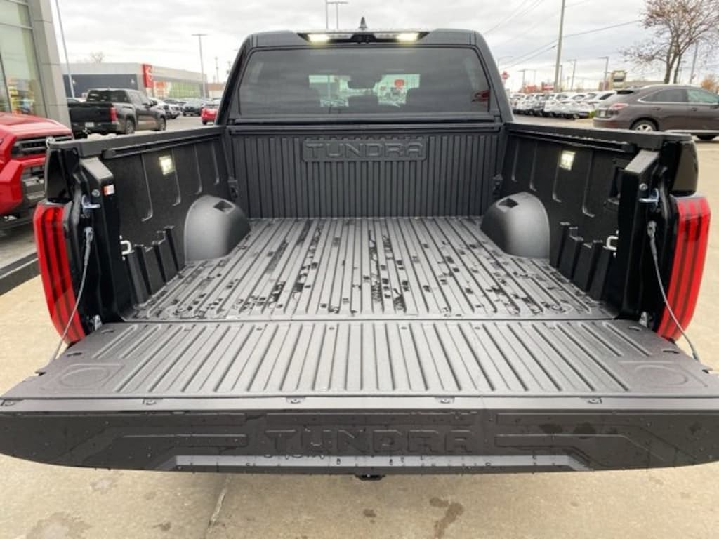 New 2026 Toyota Tundra i-FORCE MAX Limited LIMITED CREWMAX 5.5