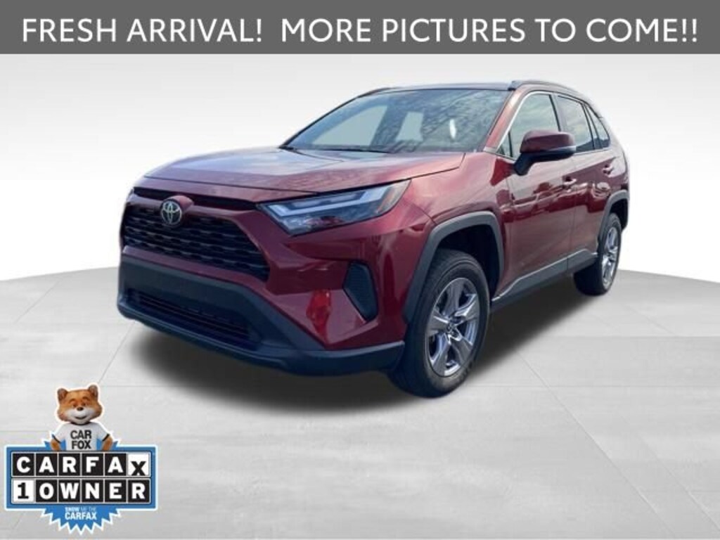 Used 2025 Toyota RAV4 XLE SUV
