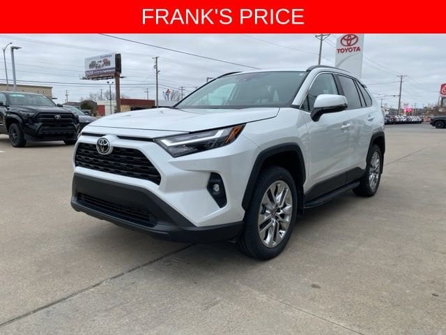 2025 Toyota RAV4 XLE Premium's photo
