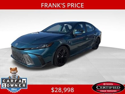 2025 Toyota Camry SE Sedan