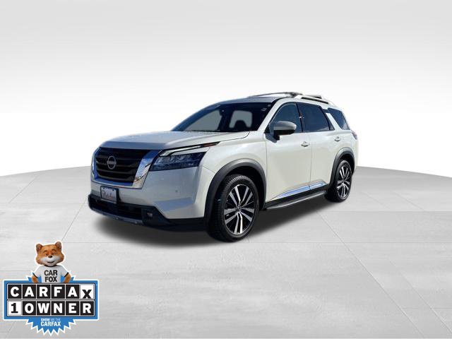 2023 Nissan Pathfinder Platinum