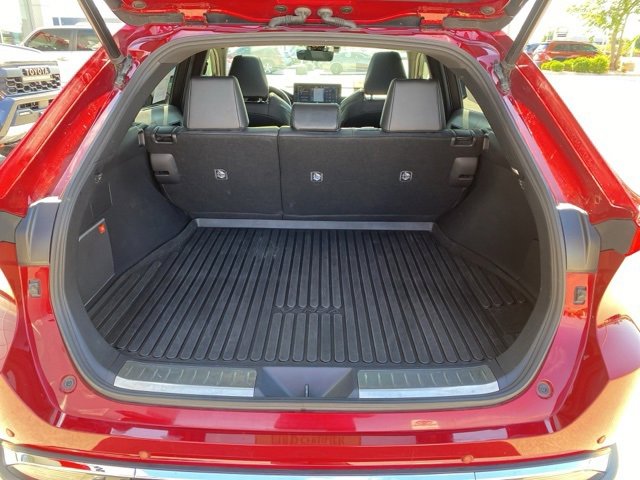 2022 Toyota Venza Limited photo 3