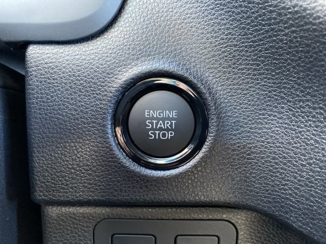 2026 Toyota Tundra SR5 - Photo 8