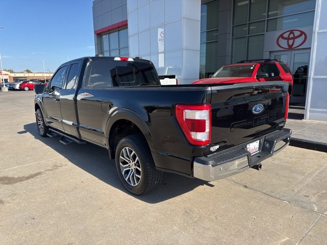 2022 Ford F-150 Lariat photo 2