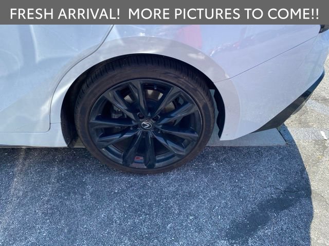 2023 Lexus IS 8