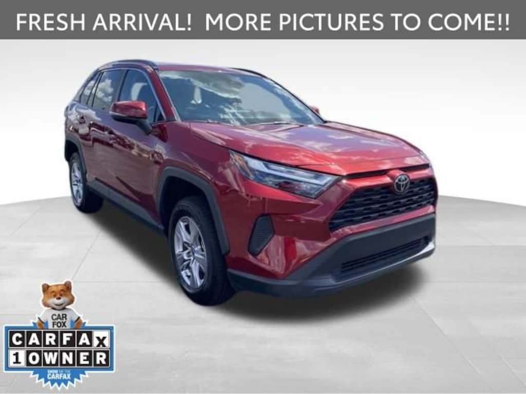 Used 2025 Toyota RAV4 XLE SUV