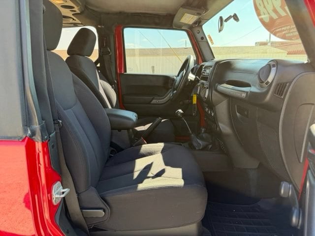 2013 Jeep Wrangler Sport - Photo 9