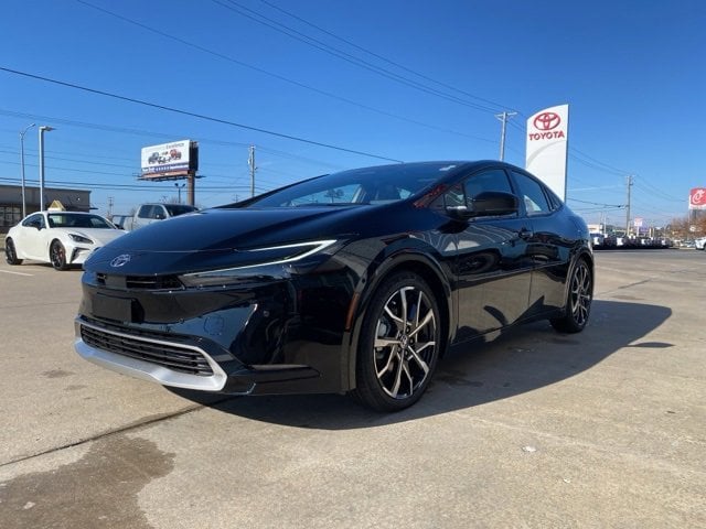 2026 Toyota Prius XSE Premium's photo