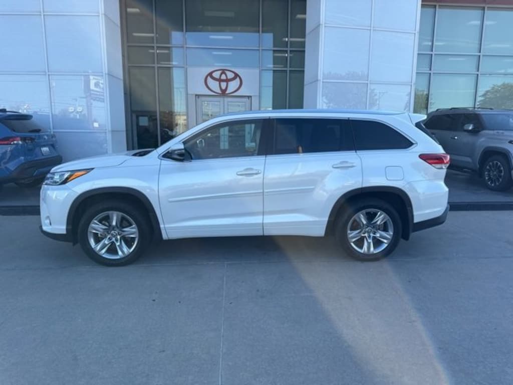 Certified 2019 Toyota Highlander Limited SUV