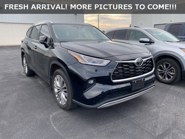 2024 Toyota Highlander Platinum photo 3