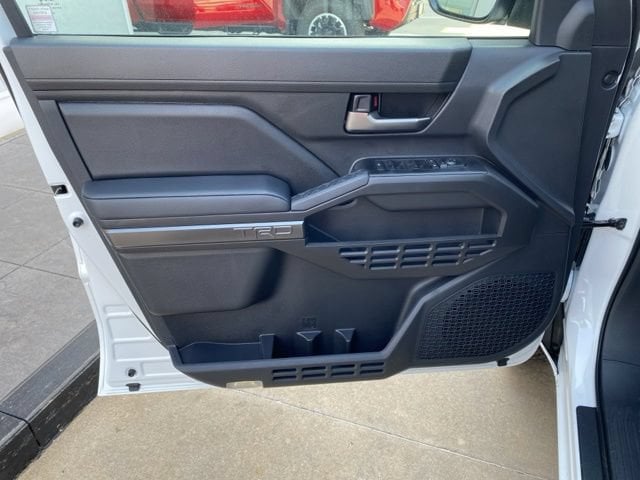 2026 Toyota Tacoma TRD Off Road - Photo 17