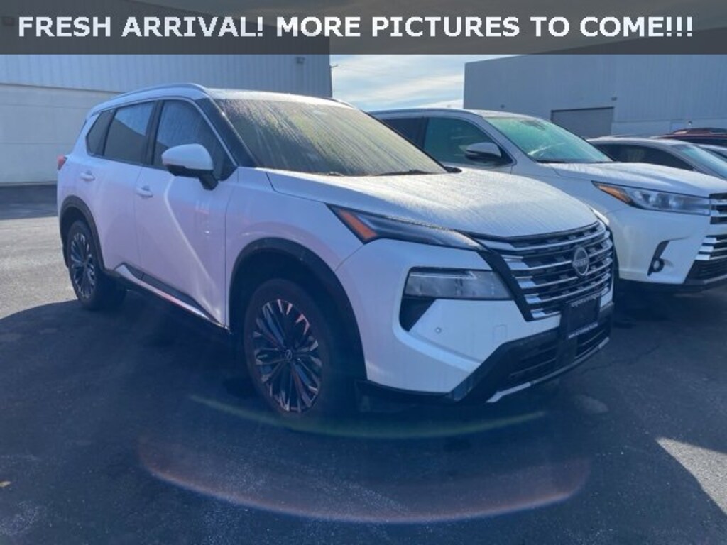 Used 2024 Nissan Rogue Platinum SUV