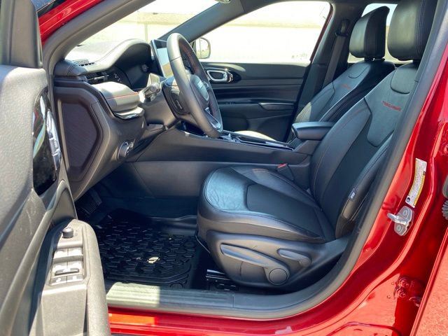 2025 Jeep Compass Trailhawk - Photo 13