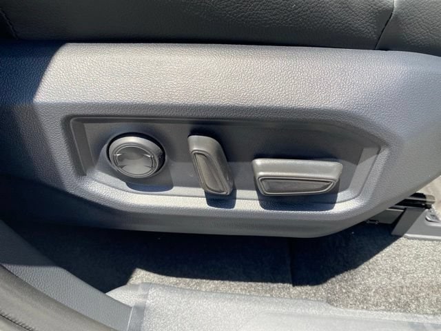2026 Toyota Tundra Limited - Photo 18