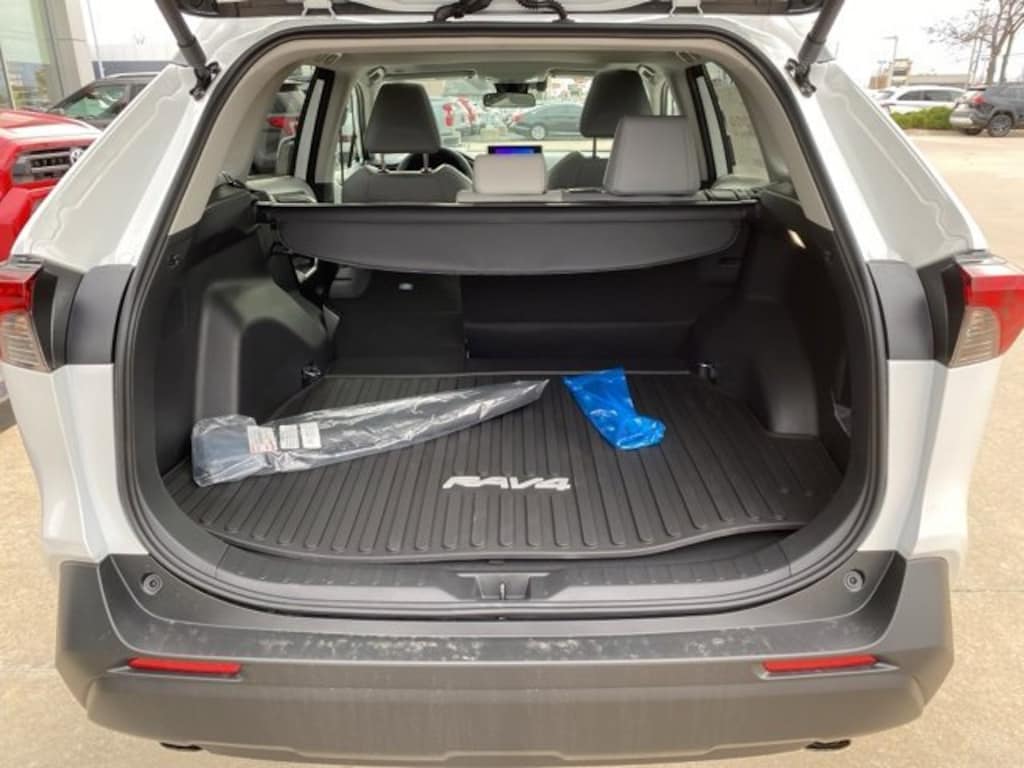 New 2025 Toyota RAV4 XLE Premium XLE PREM AWD SUV