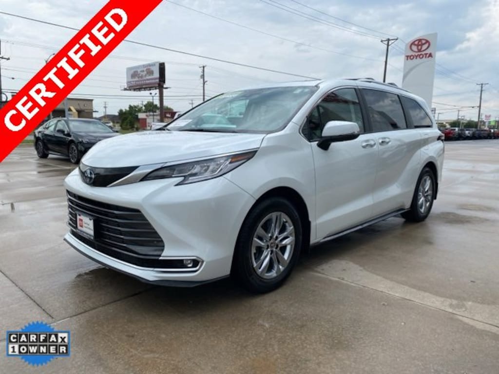 Certified 2022 Toyota Sienna Limited Van Passenger Van