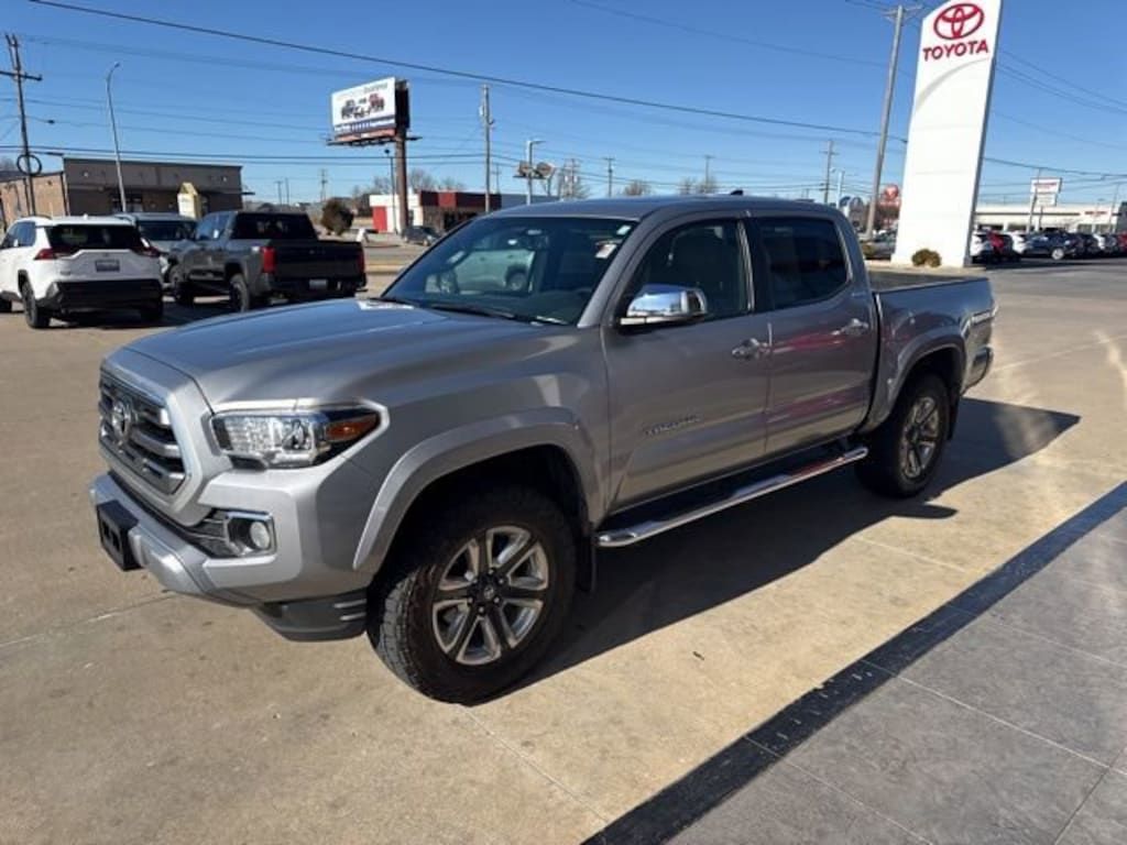 Used 2017 Toyota Tacoma Limited Truck Double Cab
