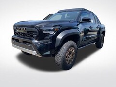 2026 Toyota Tacoma i-FORCE MAX Trailhunter 4X4 DOUBLE CAB HV